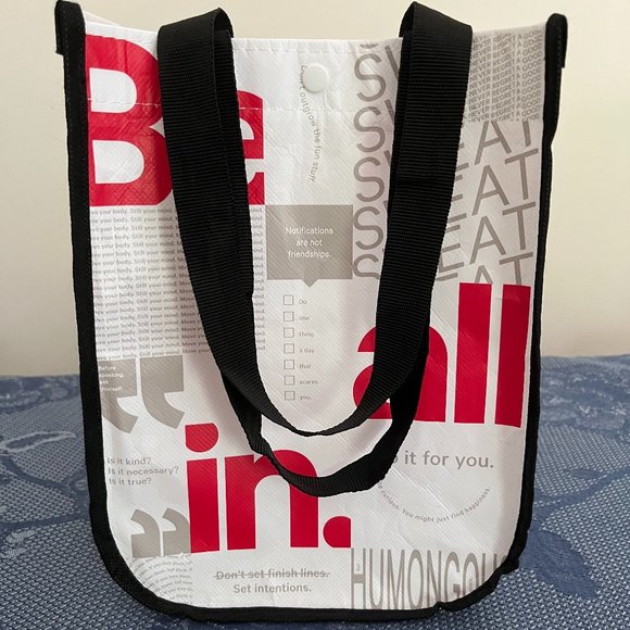 Lululemon Manifesto white, red, black & grey small reusable tote bag rare - Picture 4 of 6